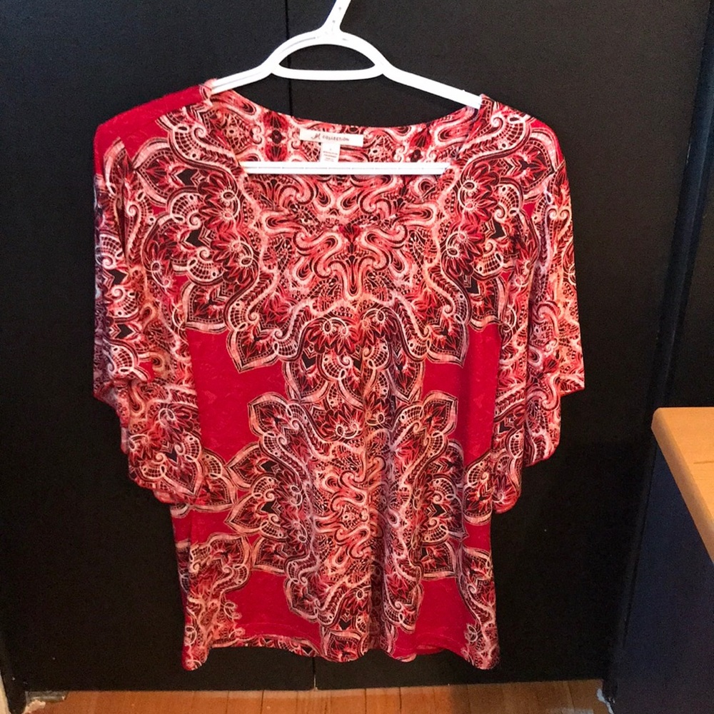 JM Collection Woman’s top. Size Small.